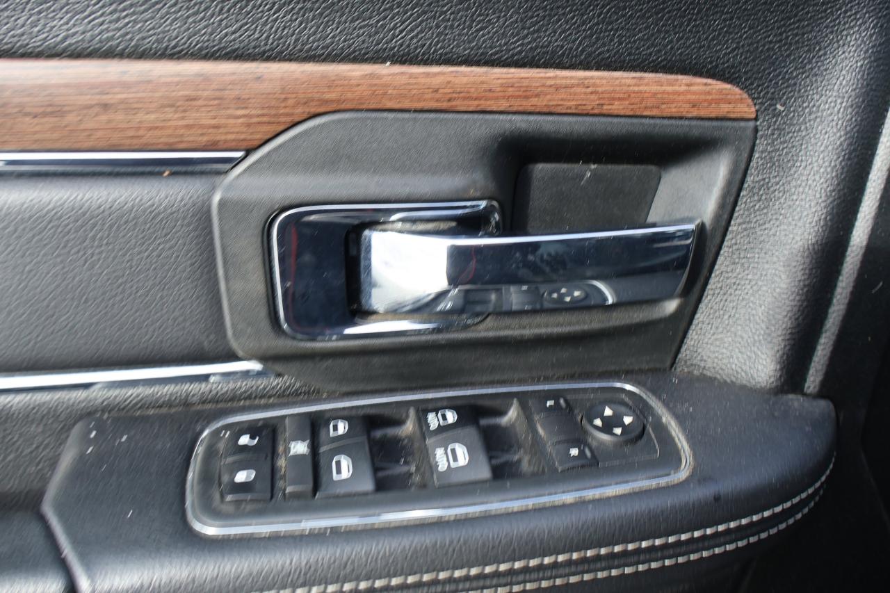 2017 RAM 1500 Laramie Photo