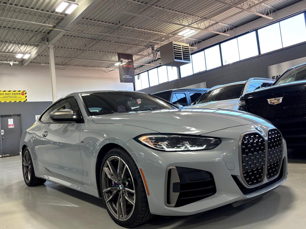 2024 BMW 4 Series M440i xDrive|COUPE|NAV|3DCAM|HEADSUP|REDLEATHER|++ Photo