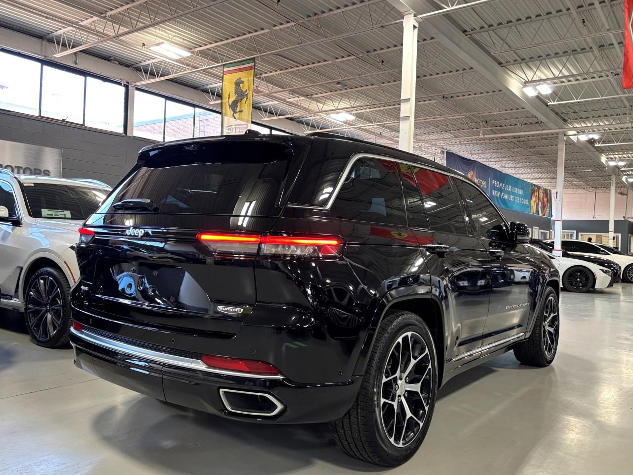 2024 Jeep Grand Cherokee Summit|4X4|RESERVE|NAV|MASSAGE|HUD|WOOD|MCINTOSH|+ - Photo #5