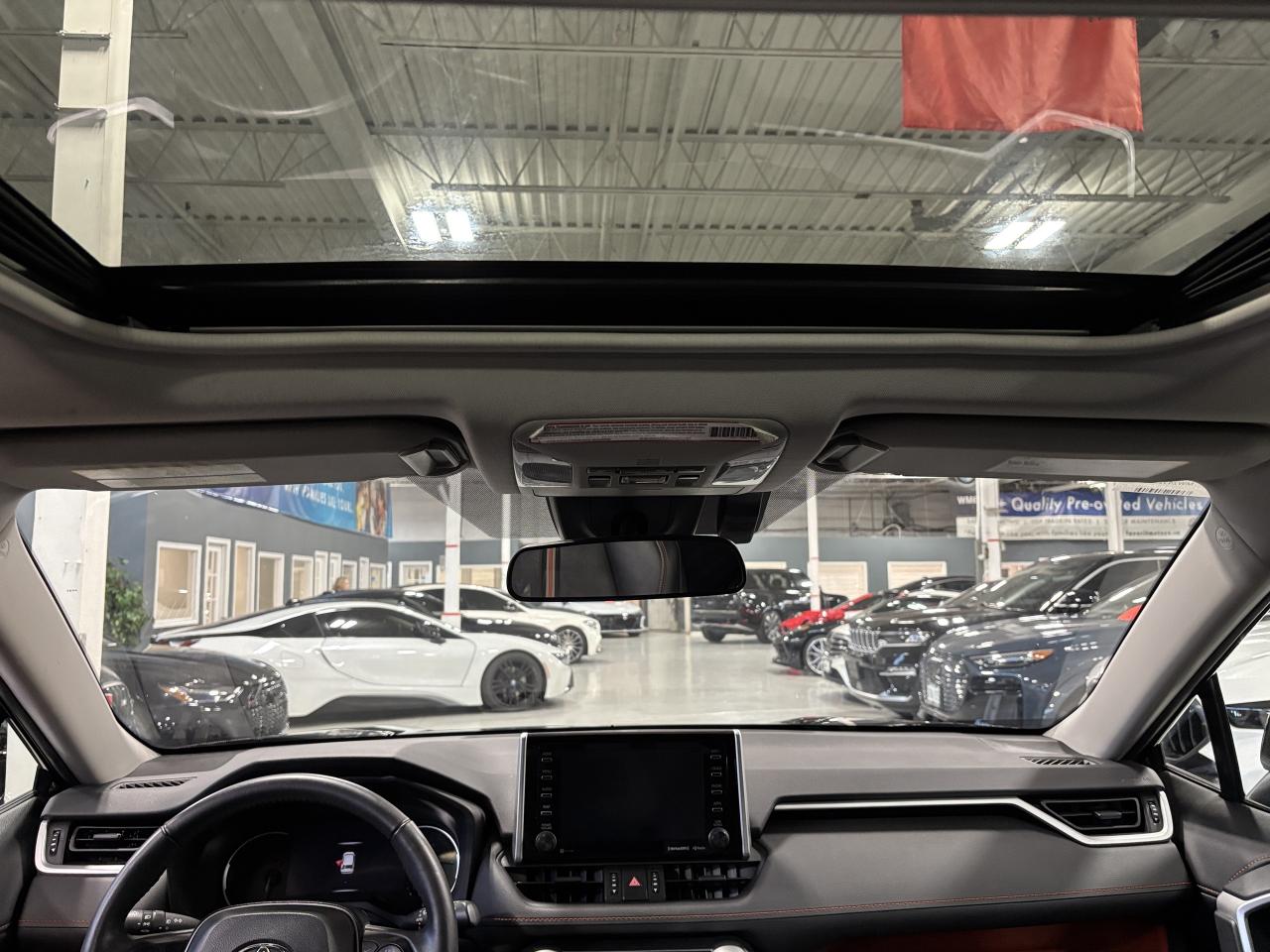 2021 Toyota RAV4 Trail AWD|LEATHER|SUNROOF|TERRAINMODES|BACKUPCAM|+ - Photo #10