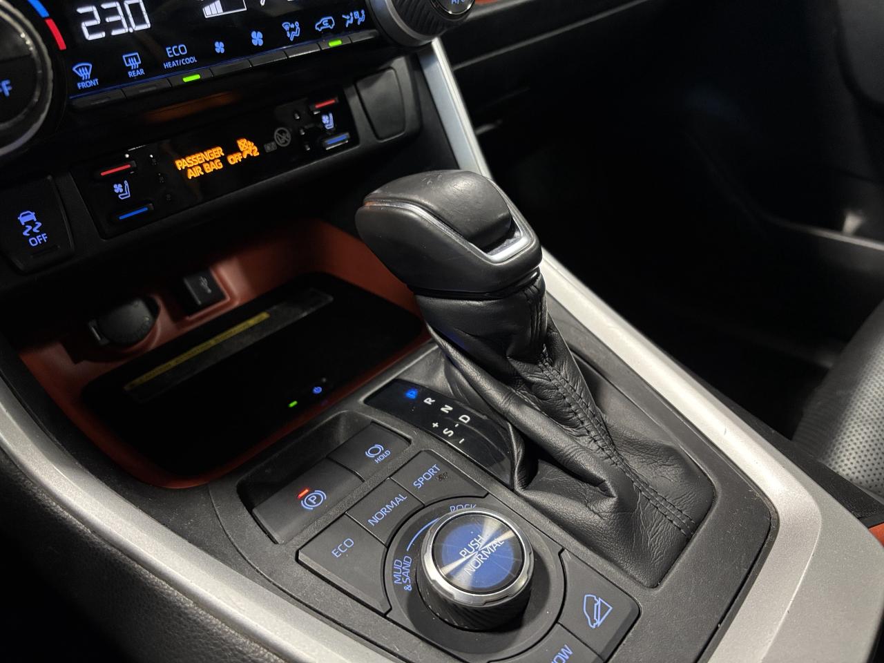 2021 Toyota RAV4 Trail AWD|LEATHER|SUNROOF|TERRAINMODES|BACKUPCAM|+ - Photo #24