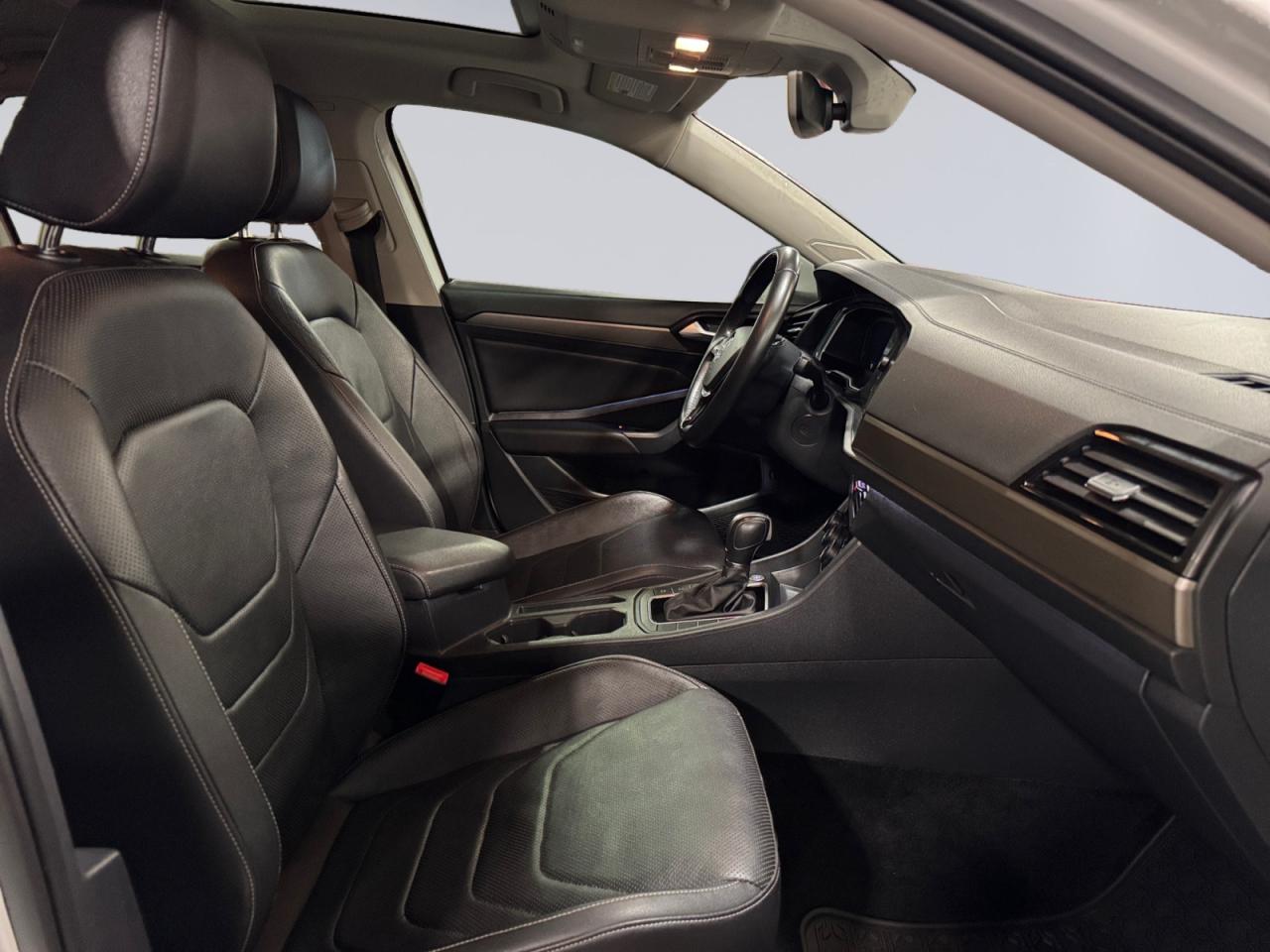 2019 Volkswagen Jetta 1.4L Execline! Great Car! Sunroof! Certified! Photo