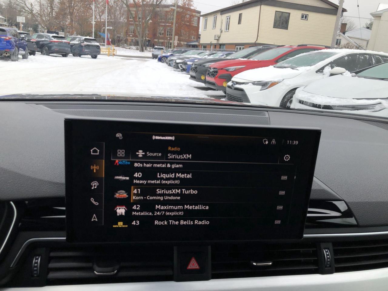 2025 Audi A5 45 Progressiv LIKE NEW!!  ONLY 10,470KMS, LEATHER/ Photo