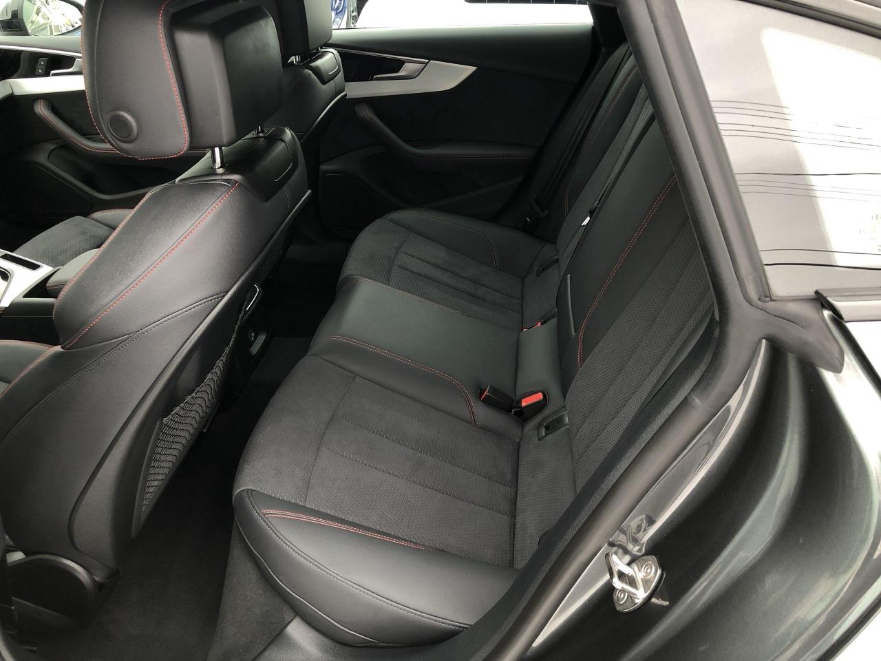 2025 Audi A5 45 Progressiv LIKE NEW!!  ONLY 10,470KMS, LEATHER/ Photo