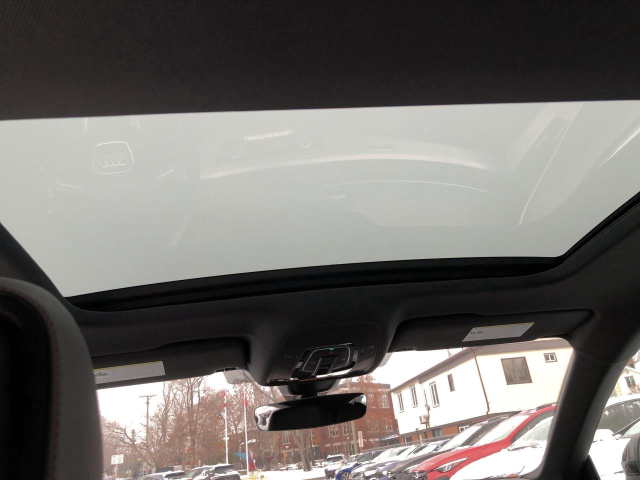 2025 Audi A5 45 Progressiv LIKE NEW!!  ONLY 10,470KMS, LEATHER/ Photo