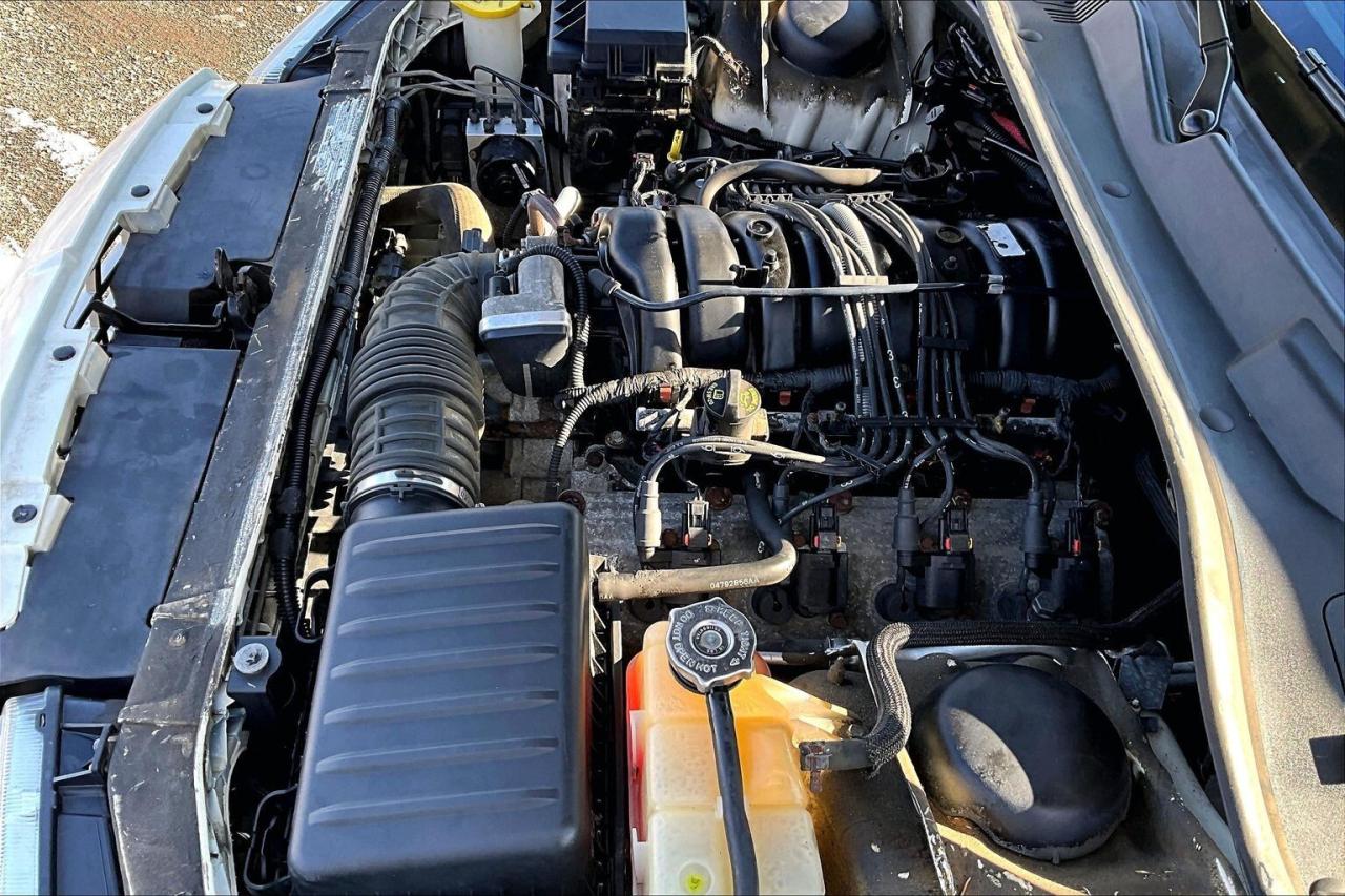 2005 Chrysler 300 300C | LOW KM | AS IS | AWD Photo