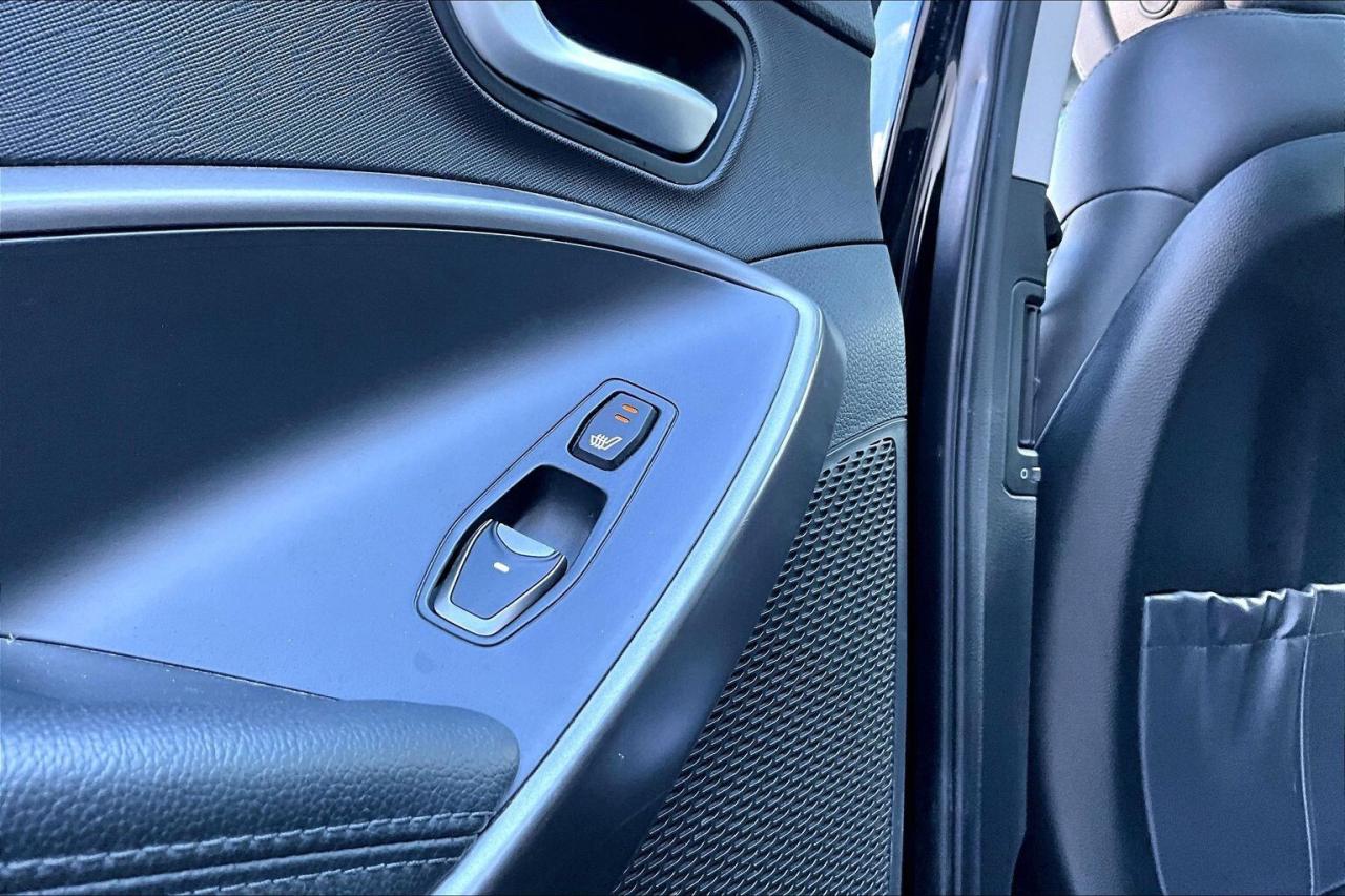 2017 Hyundai Santa Fe Sport Sport SE 2.4L | Heated Leather | Panoroof | AWD Photo