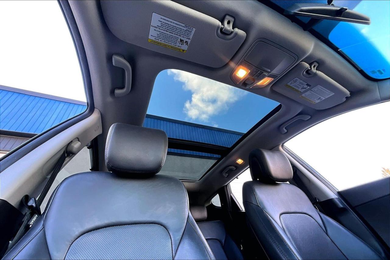 2017 Hyundai Santa Fe Sport Sport SE 2.4L | Heated Leather | Panoroof | AWD Photo