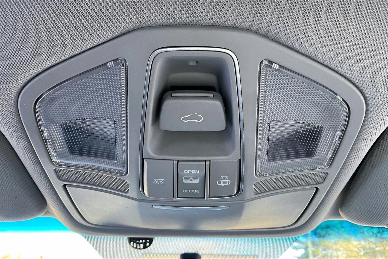 2017 Hyundai Santa Fe Sport Sport SE 2.4L | Heated Leather | Panoroof | AWD Photo