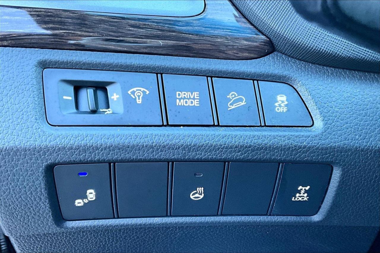 2017 Hyundai Santa Fe Sport Sport SE 2.4L | Heated Leather | Panoroof | AWD Photo