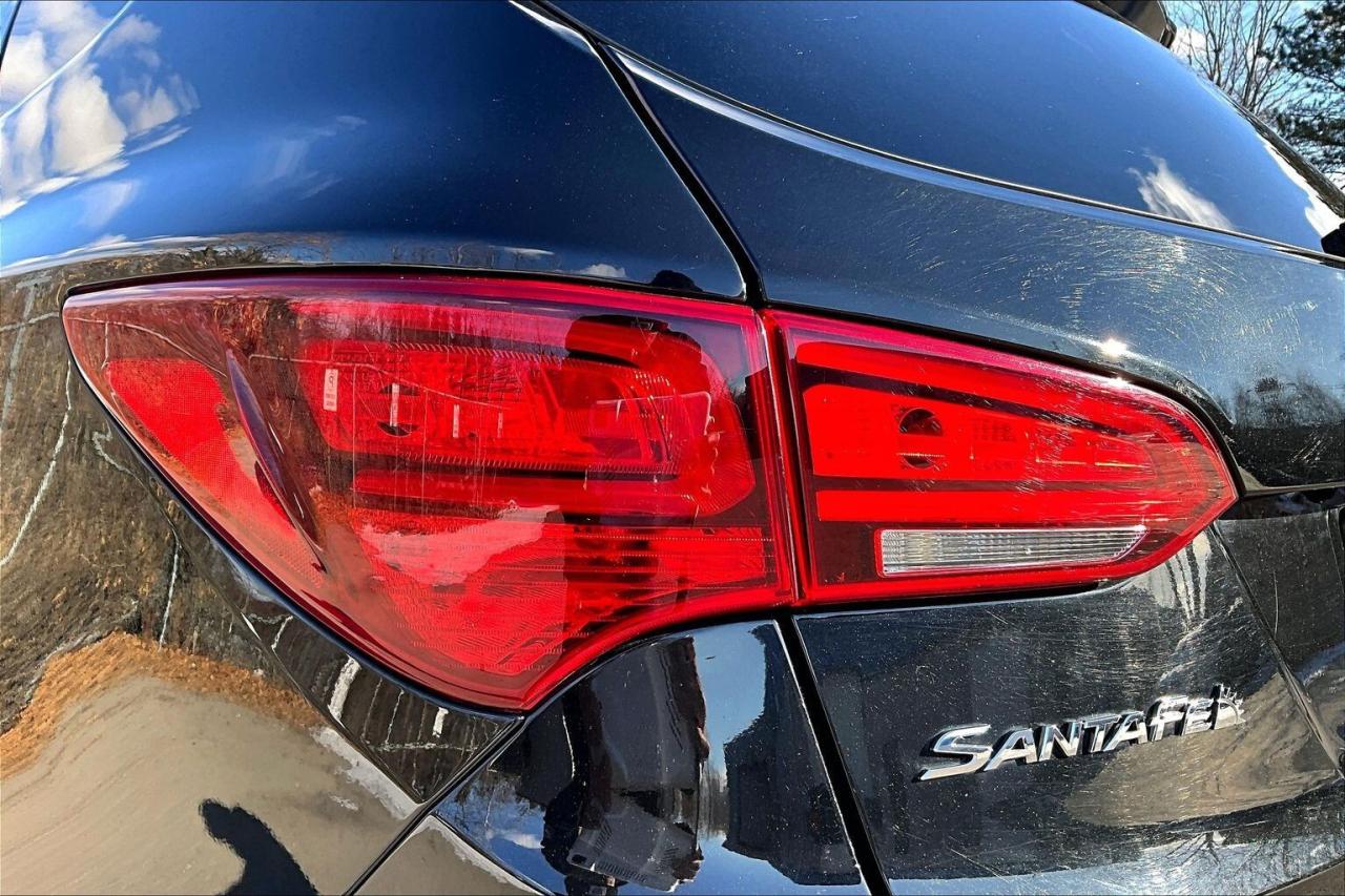 2017 Hyundai Santa Fe Sport Sport SE 2.4L | Heated Leather | Panoroof | AWD Photo