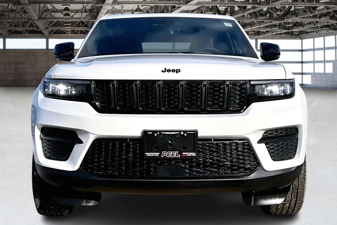 2025 Jeep Grand Cherokee Altitude |Sunroof |HeatedSeats |TAG Antitheft |4X4 Photo