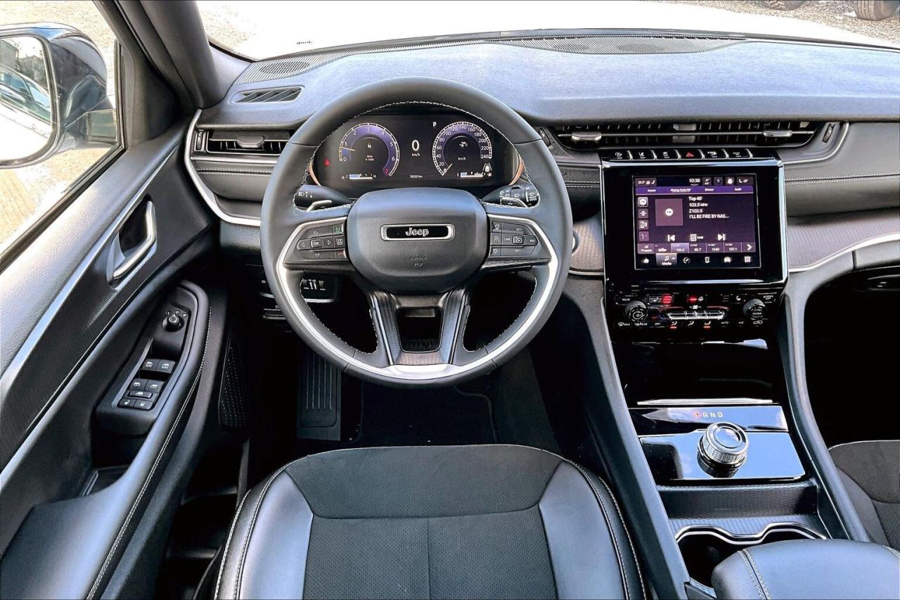 2025 Jeep Grand Cherokee Altitude |Sunroof |HeatedSeats |TAG Antitheft |4X4 Photo
