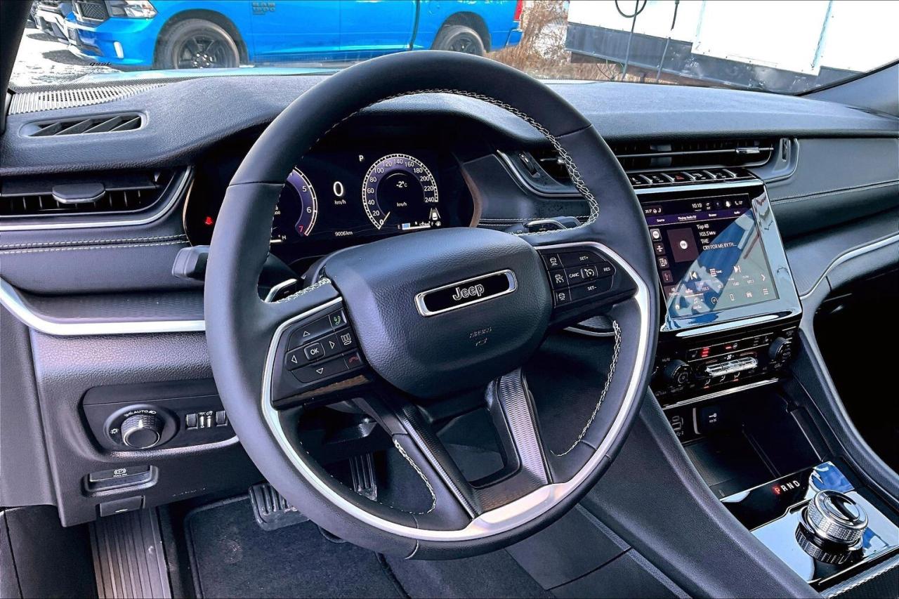 2025 Jeep Grand Cherokee Altitude |Sunroof |HeatedSeats |TAG Antitheft |4X4 Photo