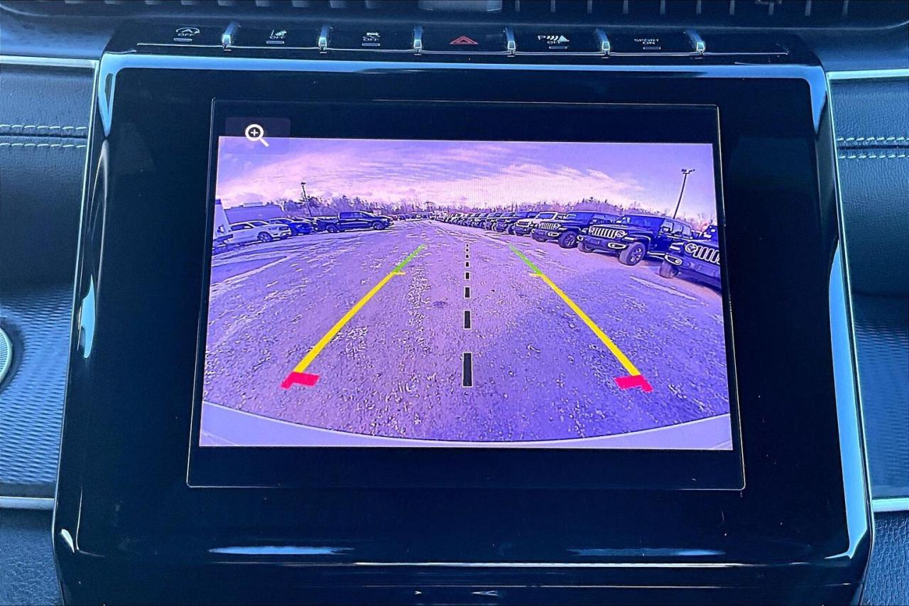 2025 Jeep Grand Cherokee Altitude |Sunroof |HeatedSeats |TAG Antitheft |4X4 Photo