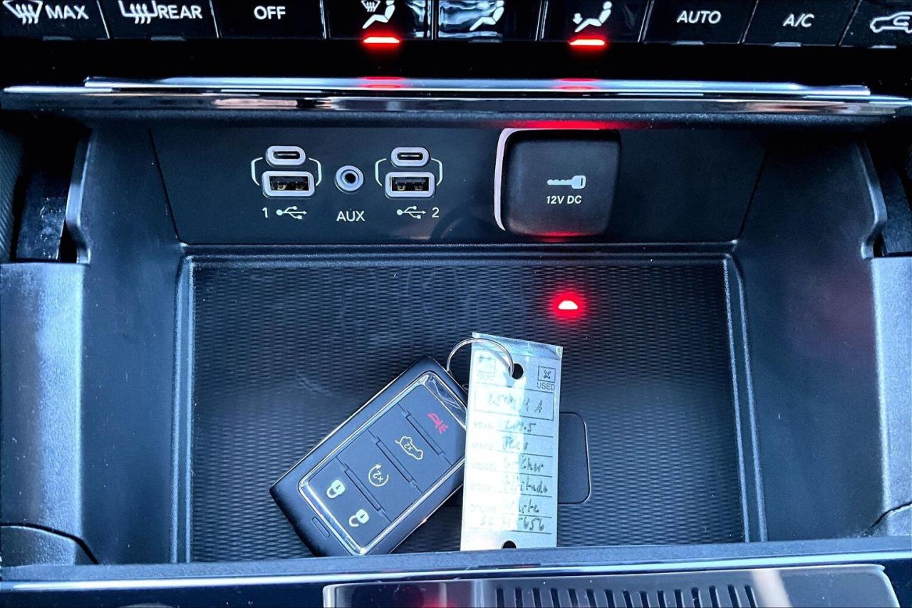 2025 Jeep Grand Cherokee Altitude |Sunroof |HeatedSeats |TAG Antitheft |4X4 Photo