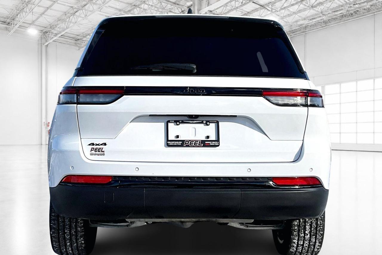 2025 Jeep Grand Cherokee Altitude |Sunroof |HeatedSeats |TAG Antitheft |4X4 Photo3