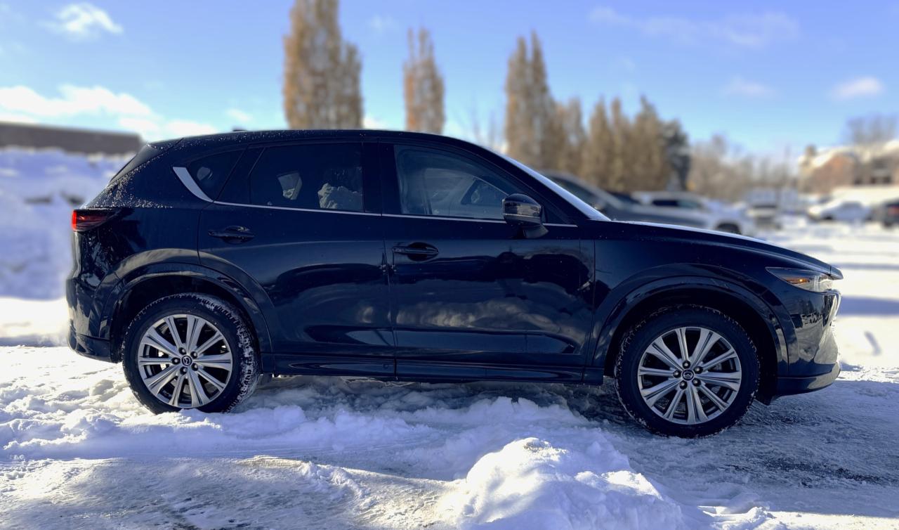 2023 Mazda CX-5 Signature AWD | NAVIGATION | BOSE AUDIO | Photo