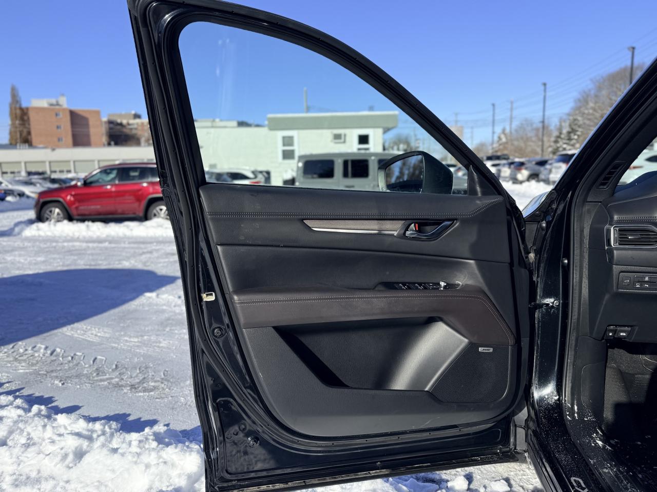 2023 Mazda CX-5 Signature AWD | NAVIGATION | BOSE AUDIO | Photo