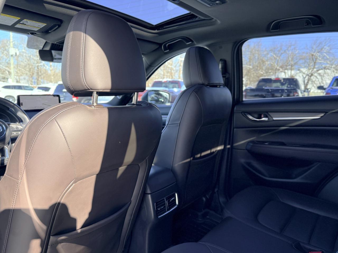 2023 Mazda CX-5 Signature AWD | NAVIGATION | BOSE AUDIO | Photo