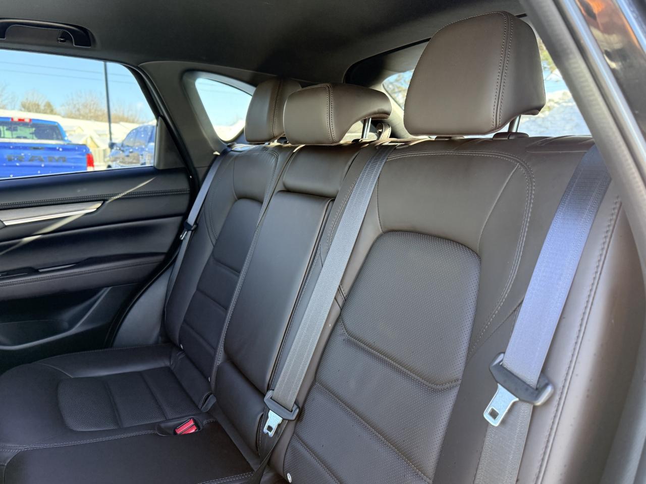 2023 Mazda CX-5 Signature AWD | NAVIGATION | BOSE AUDIO | Photo