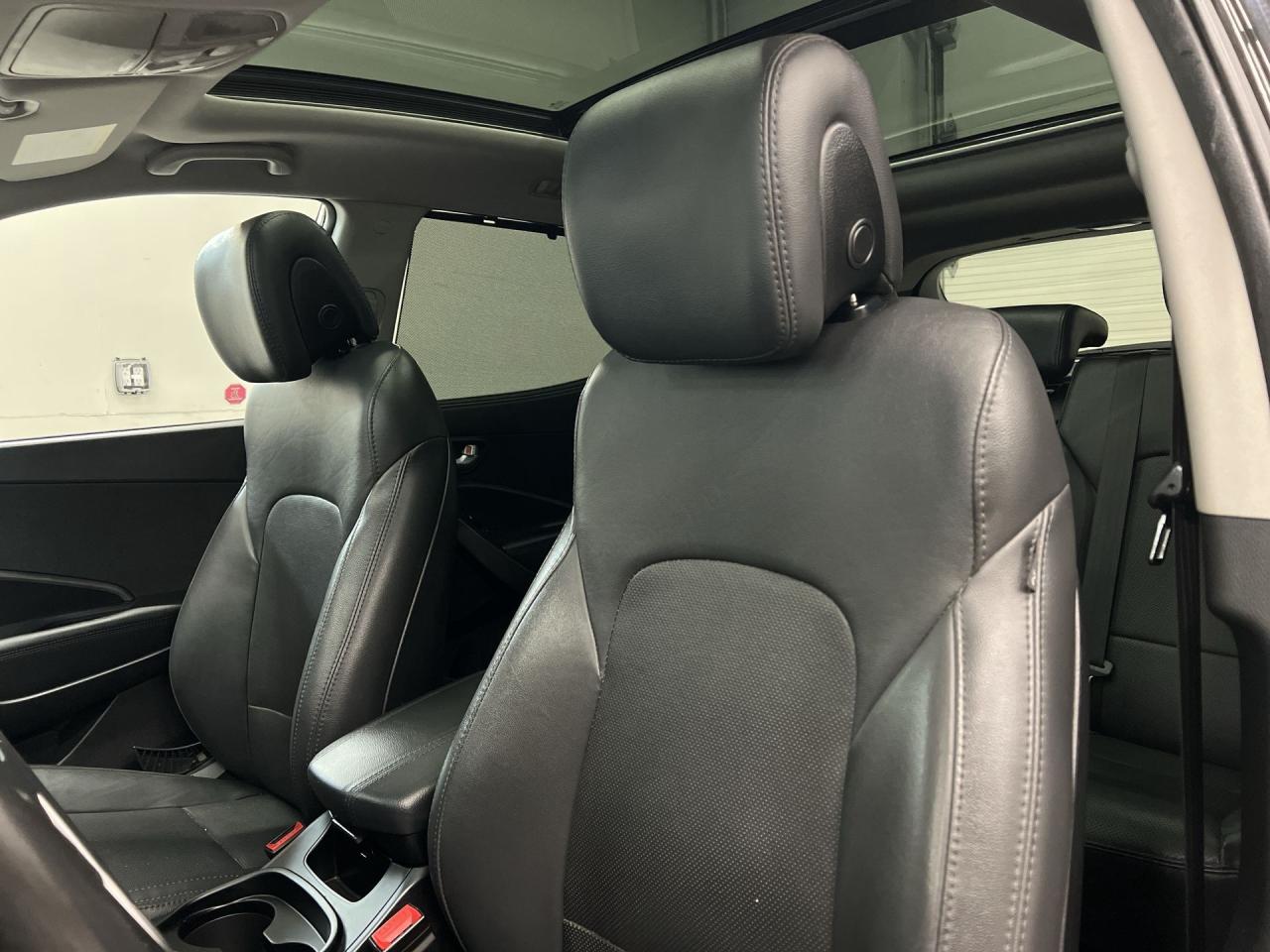2017 Hyundai Santa Fe Sport SE AWD | HTD LEATHER | PANO ROOF | 17IN ALLOYS Photo
