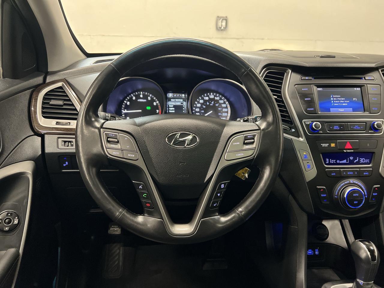 2017 Hyundai Santa Fe Sport SE AWD | HTD LEATHER | PANO ROOF | 17IN ALLOYS Photo