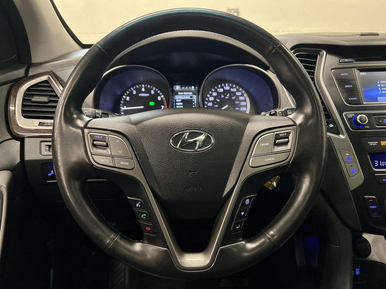 2017 Hyundai Santa Fe Sport SE AWD | HTD LEATHER | PANO ROOF | 17IN ALLOYS Photo