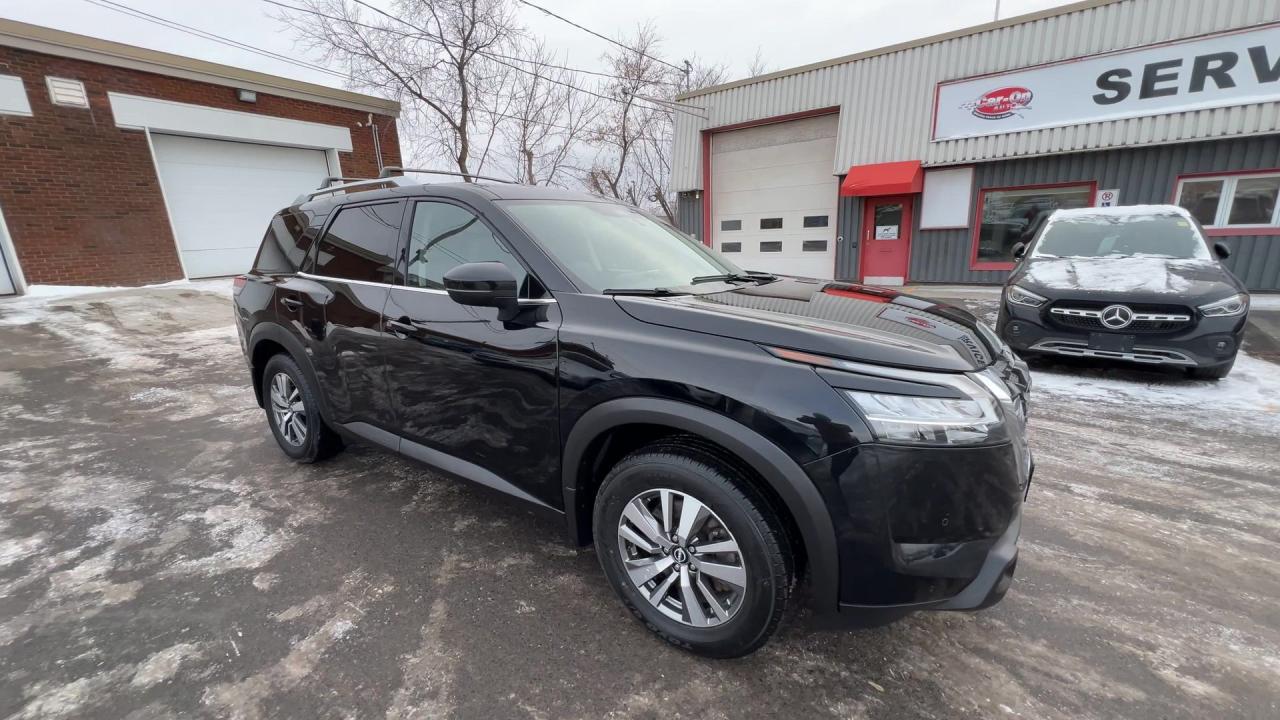 2022 Nissan Pathfinder >>JUST SOLD Photo