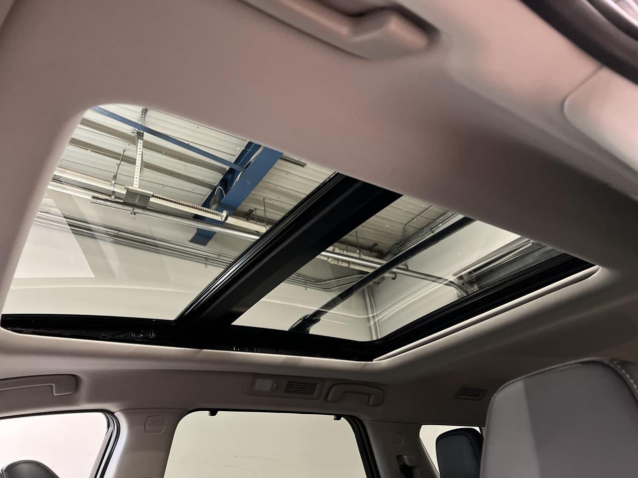 2022 Nissan Pathfinder SL AWD | 3.6L V6 |HTD LEATHER |PANO ROOF | 360 CAM Photo