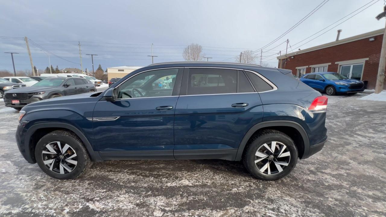 2020 Volkswagen Atlas Cross Sport COMFOTLINE AWD | HTD LEATHER | PANO ROOF | CARPLAY Photo