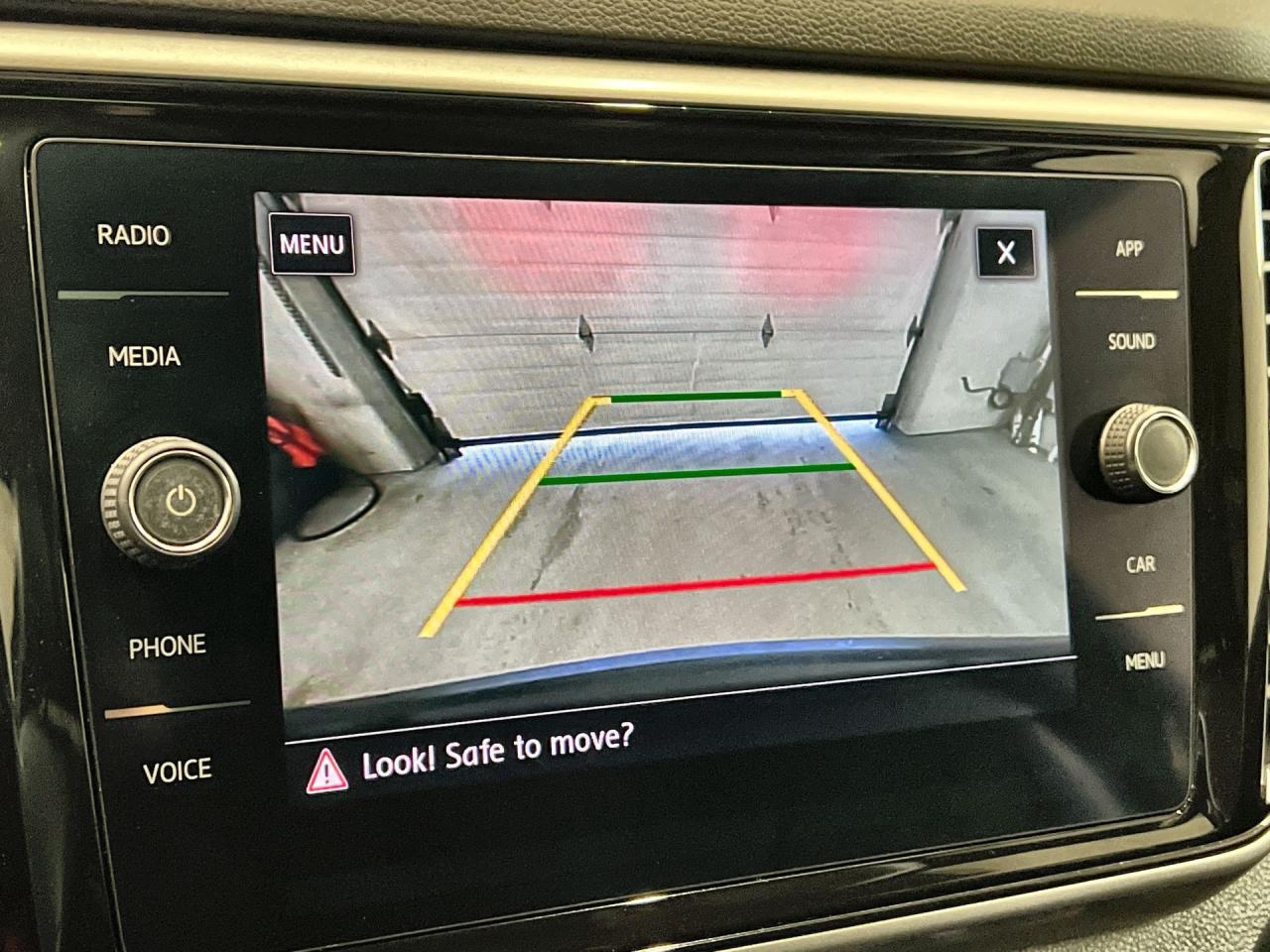 2020 Volkswagen Atlas Cross Sport COMFOTLINE AWD | HTD LEATHER | PANO ROOF | CARPLAY Photo