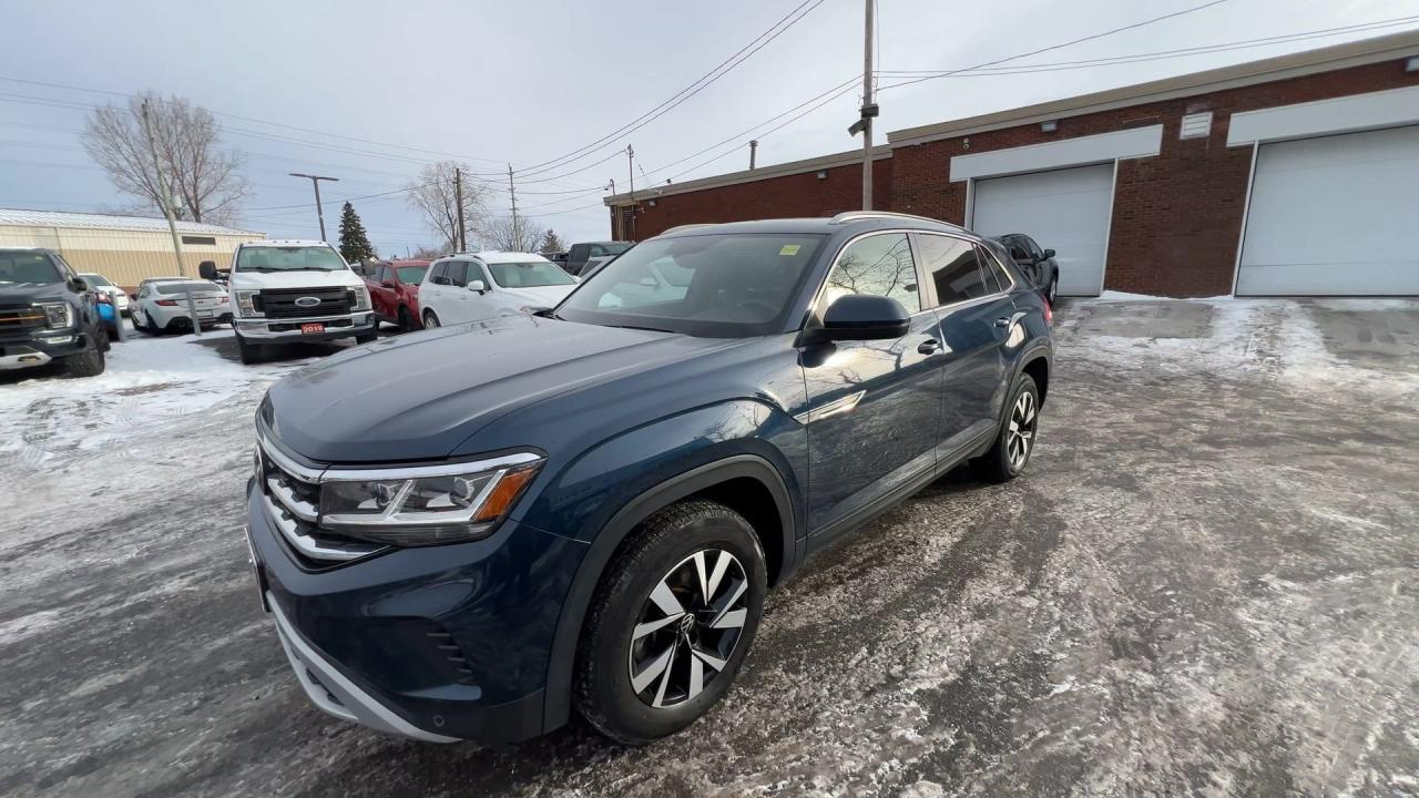 2020 Volkswagen Atlas Cross Sport COMFORTLINE AWD | HTD LEATHER | PANO ROOF |CARPLAY Photo