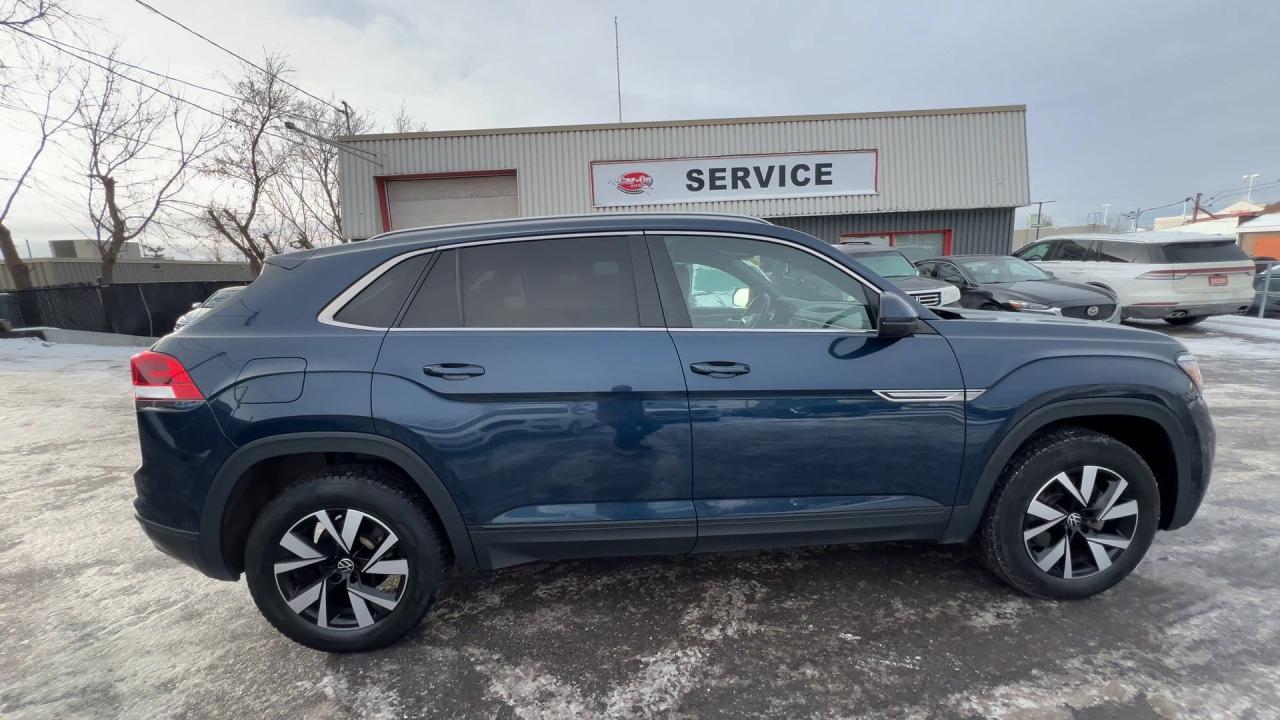 2020 Volkswagen Atlas Cross Sport COMFORTLINE AWD | HTD LEATHER | PANO ROOF |CARPLAY Photo