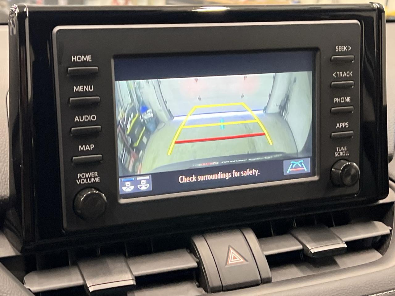 2019 Toyota RAV4 AWD | HTD SEATS | CARPLAY | 17IN ALLOYS | REAR CAM Photo