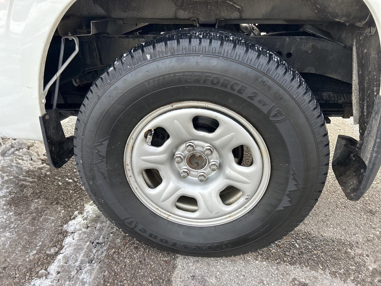 2022 Nissan Frontier SV, CLEAN CARFAX, BACK UP CAMERA! - Photo #10