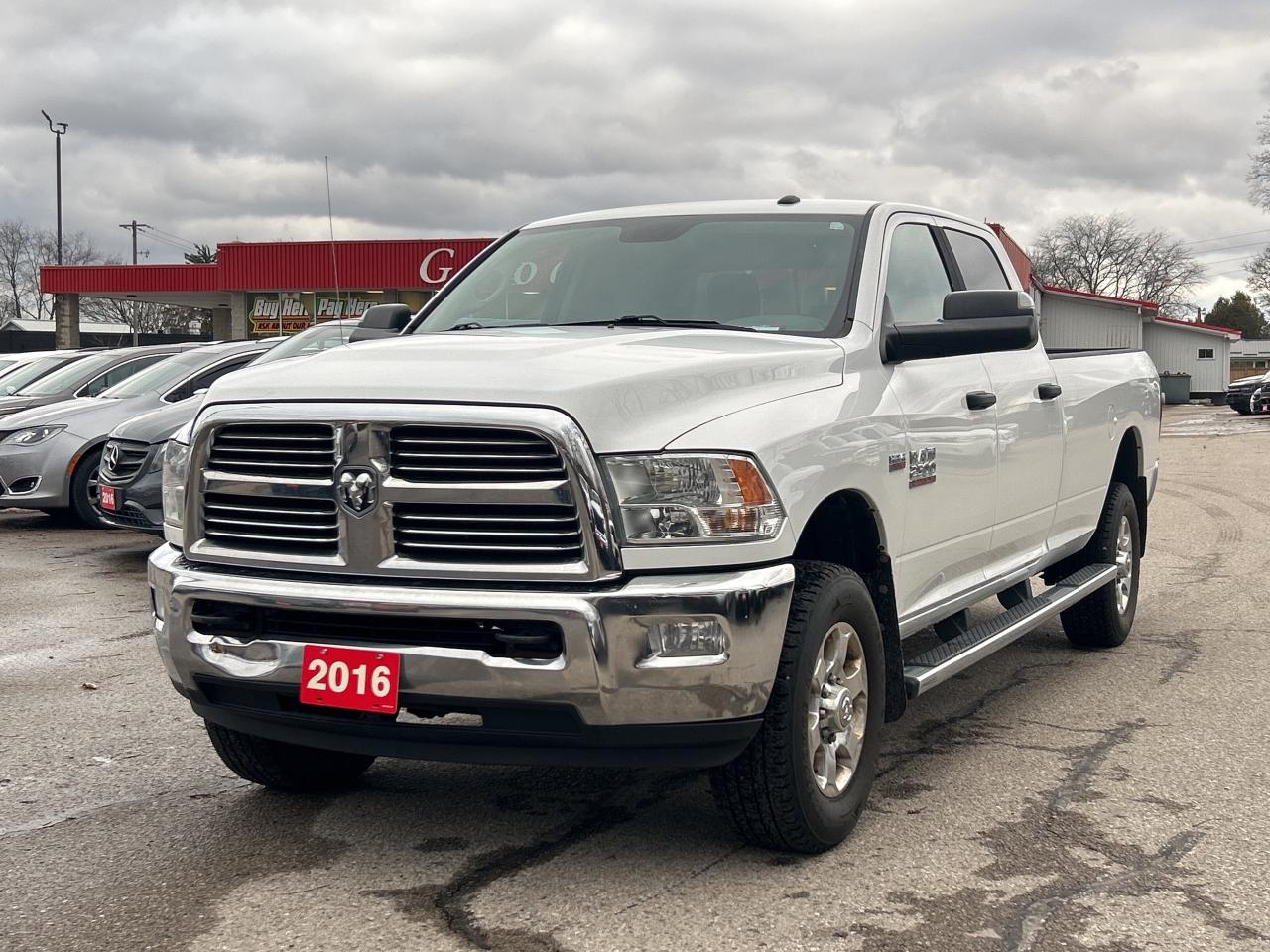 2016 RAM 2500 SLT, 8' BOX, CLEAN CARFAX, 6 PASS, REMOTE START! - Photo #2