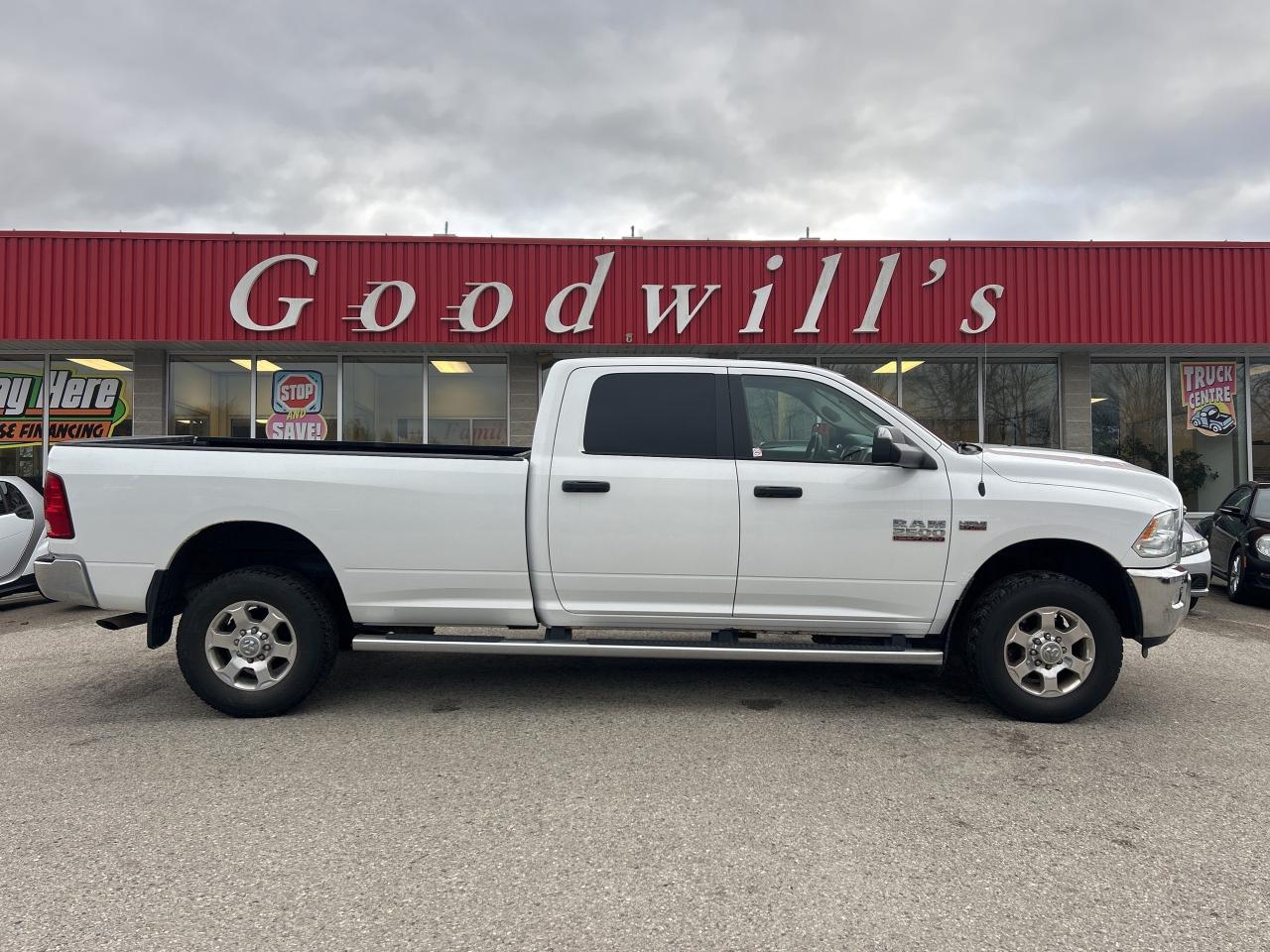 2016 RAM 2500 SLT, 8' BOX, CLEAN CARFAX, 6 PASS, REMOTE START! - Photo #1