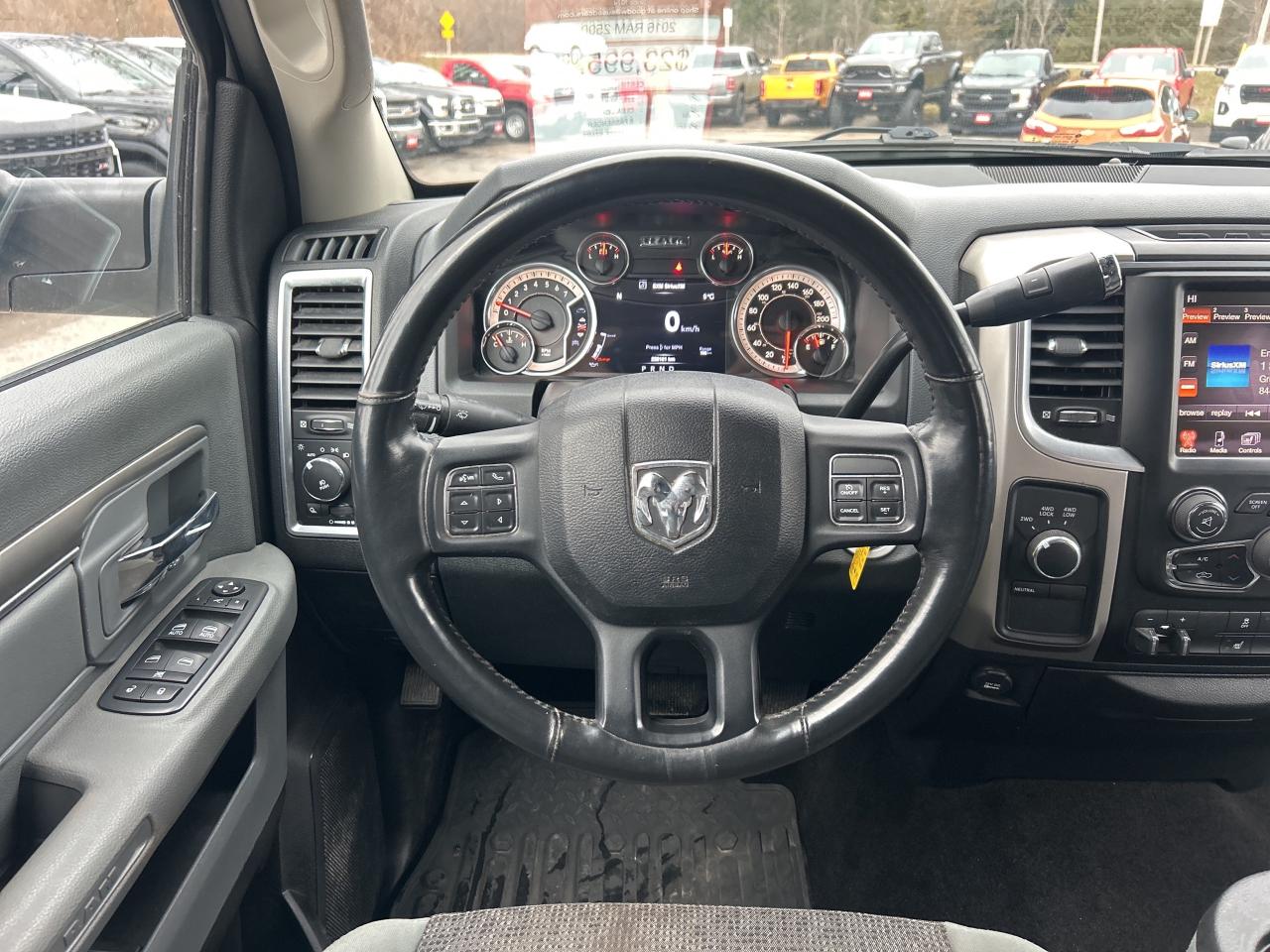 2016 RAM 2500 SLT, 8' BOX, CLEAN CARFAX, 6 PASS, REMOTE START! - Photo #14