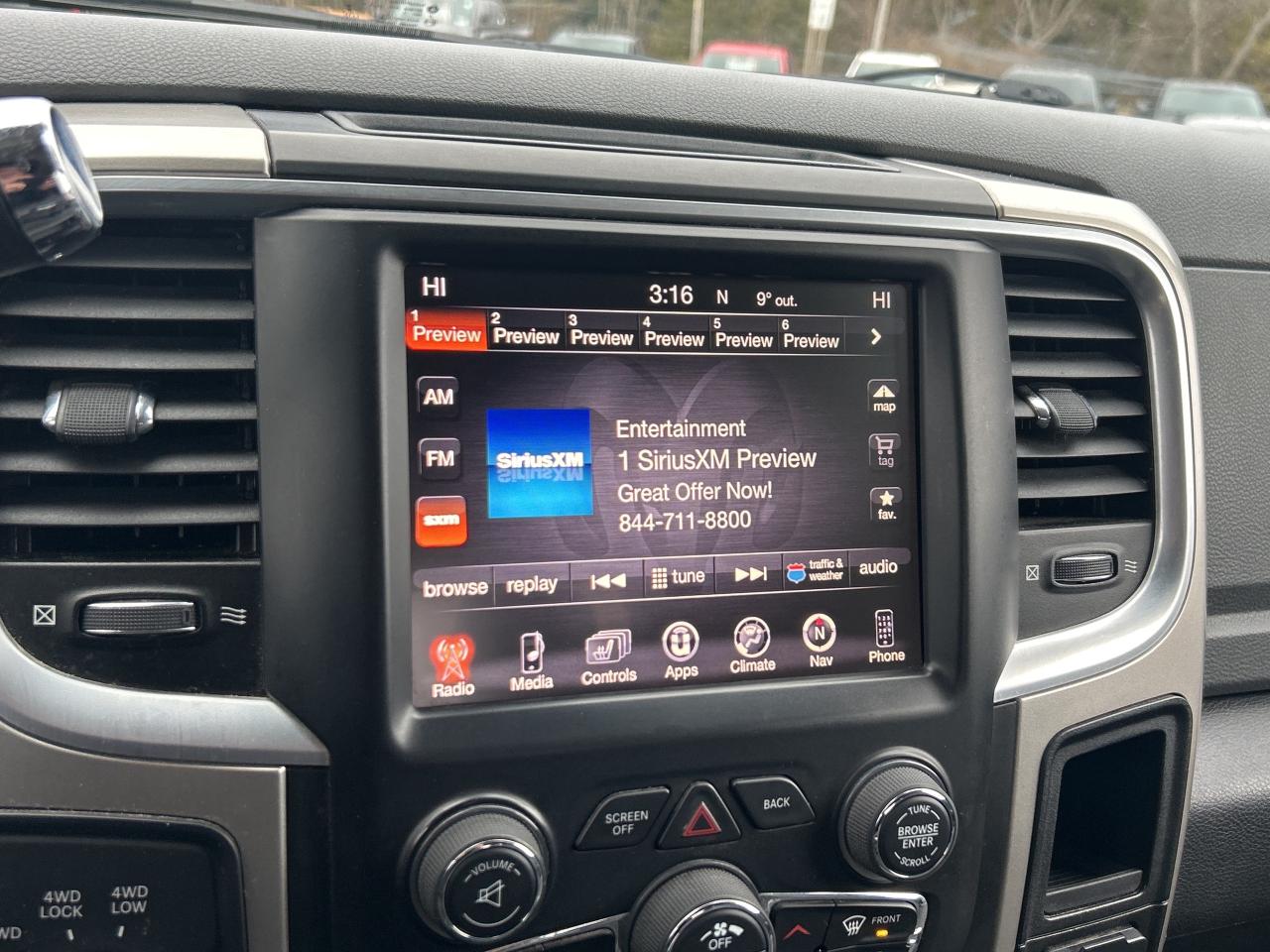 2016 RAM 2500 SLT, 8' BOX, CLEAN CARFAX, 6 PASS, REMOTE START! - Photo #20