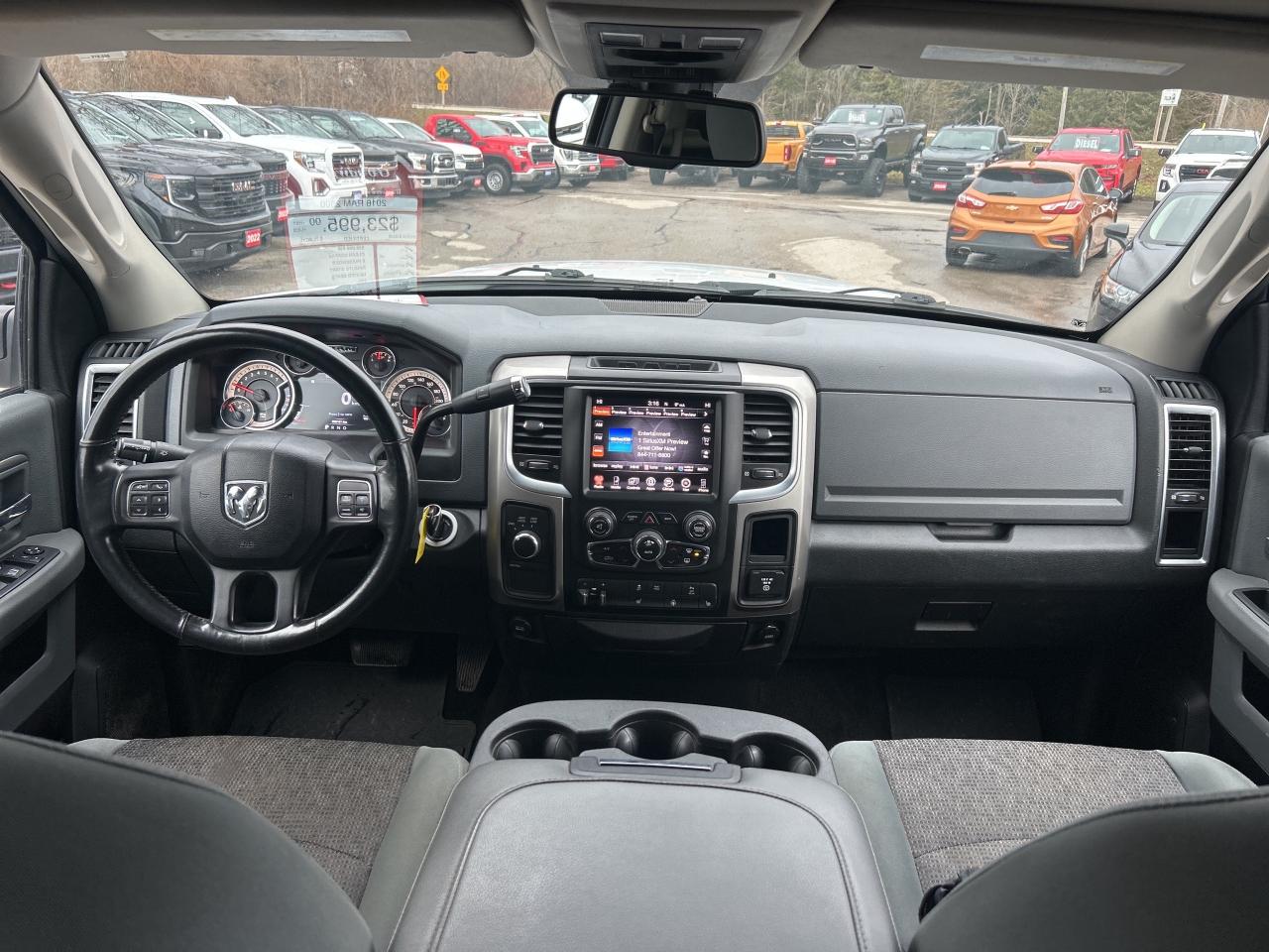 2016 RAM 2500 SLT, 8' BOX, CLEAN CARFAX, 6 PASS, REMOTE START! - Photo #16