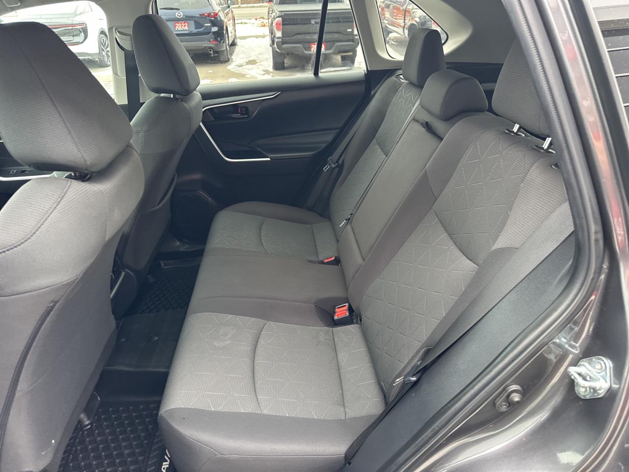 2023 Toyota RAV4 LE Photo