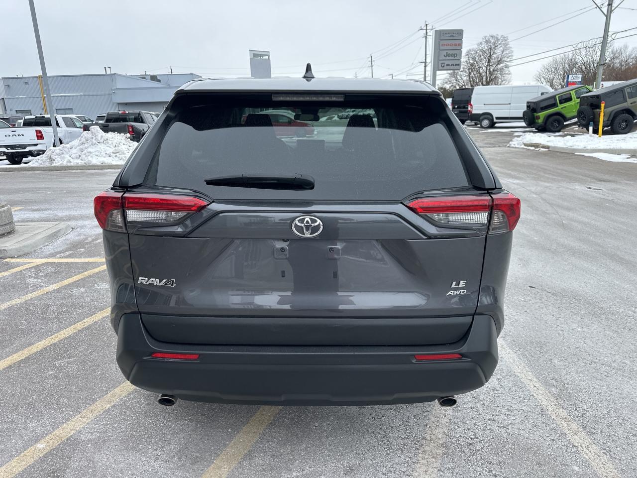 2023 Toyota RAV4 LE Photo
