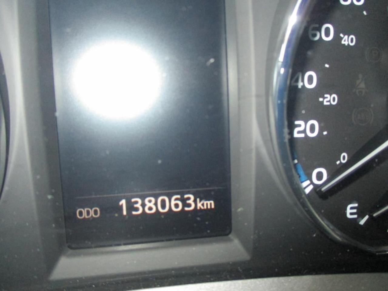 2018 Toyota RAV4 LE AWD Photo9