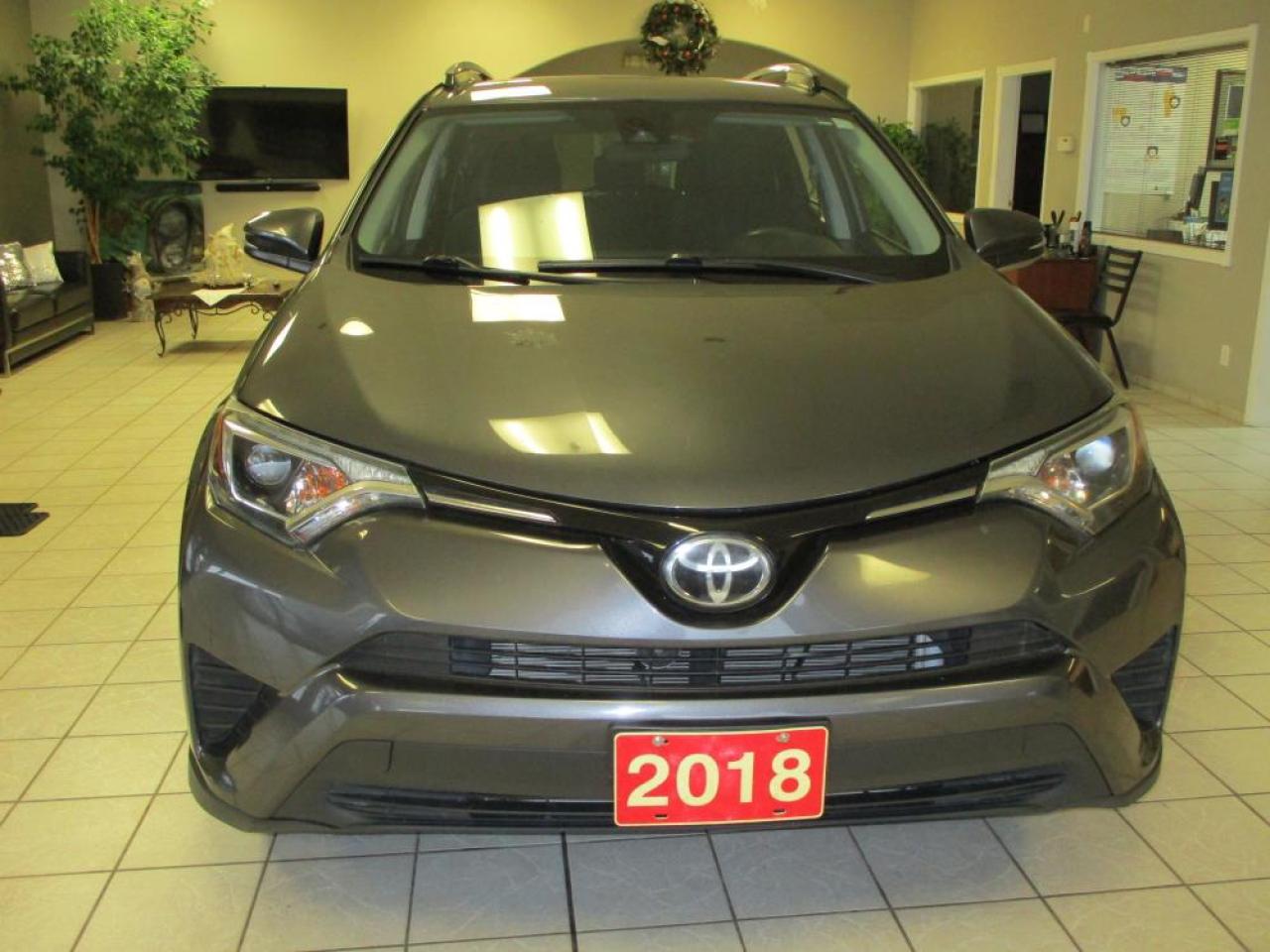 2018 Toyota RAV4 LE AWD - Photo #2