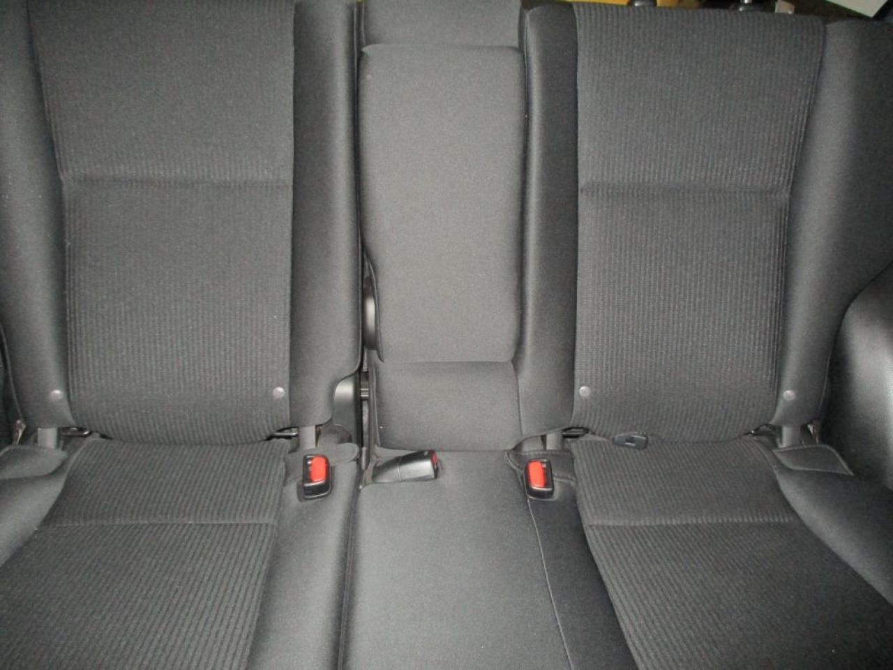 2018 Toyota RAV4 LE AWD - Photo #14