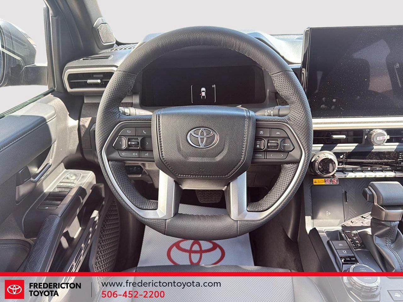 2025 Toyota TACOMA HYBRID Limited Photo