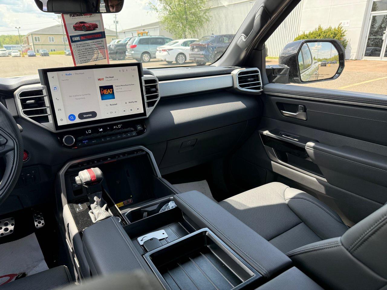 2025 Toyota Tundra Hybrid LIMITED TRD OFF ROAD Photo