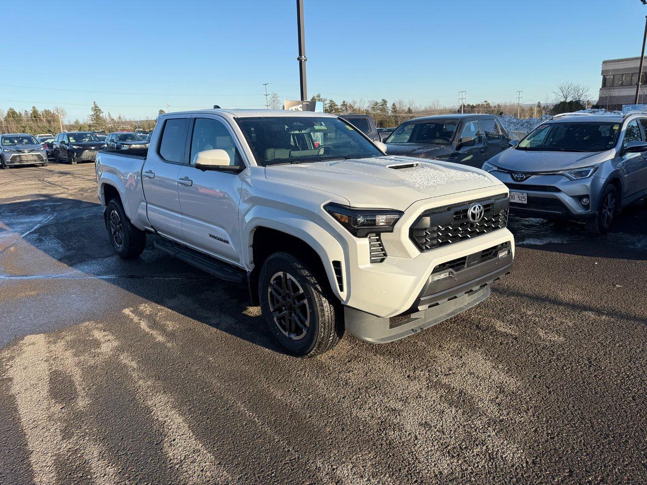 2025 Toyota Tacoma TRD SPORT PREMIUM Photo2