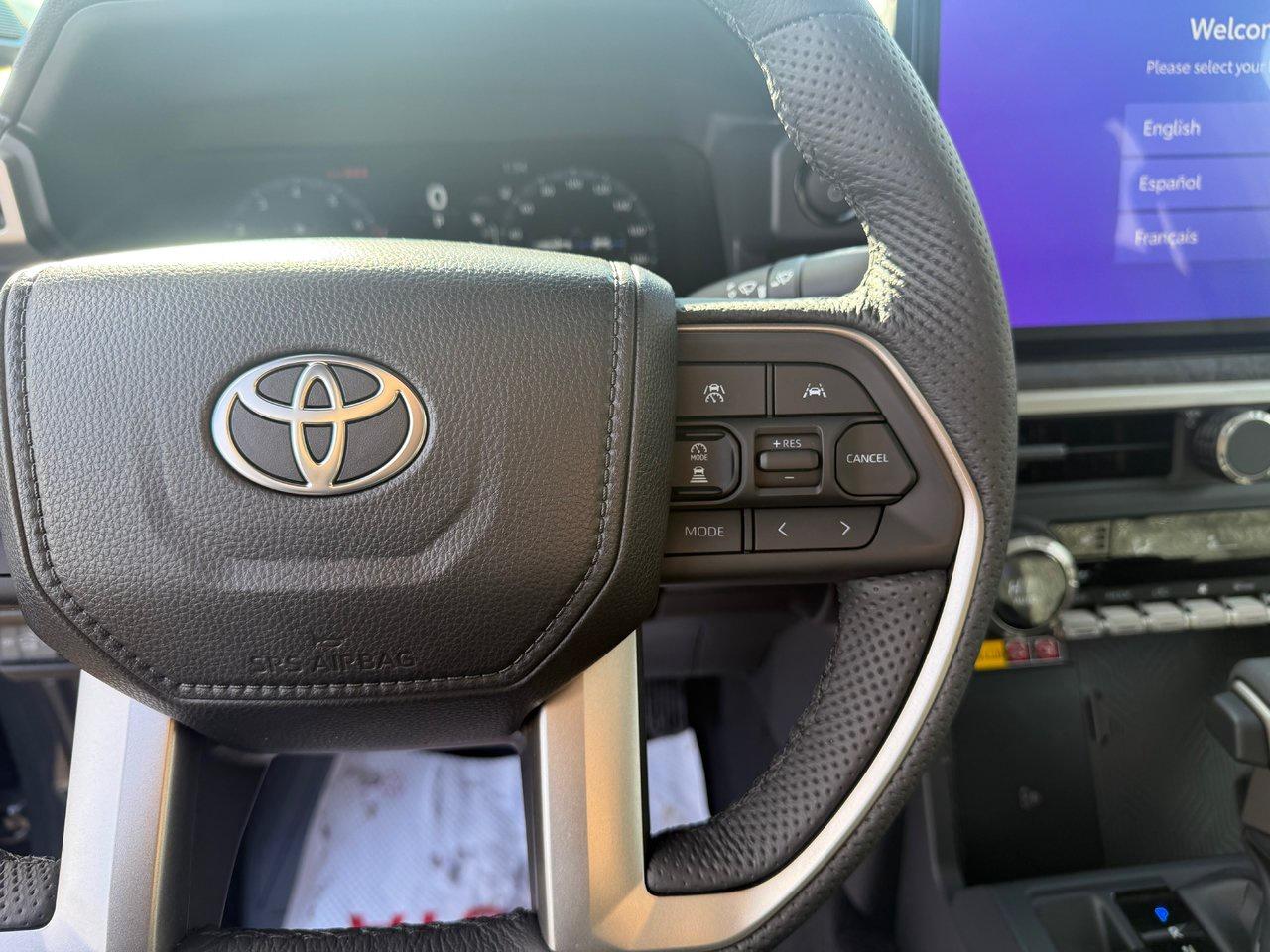 2025 Toyota TACOMA HYBRID Limited Photo